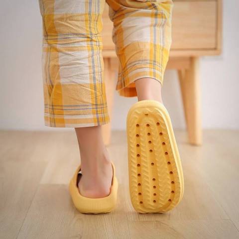 SLIPPERS ANTI-DESLIZANTES™